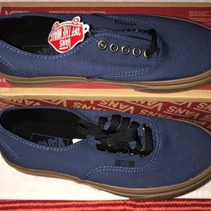 >Ⓜ️AUTHENTIC GUM OUTSOLE DARK DENIM (BLUE) LOW TOP LACE UP BRAND NEW VANS